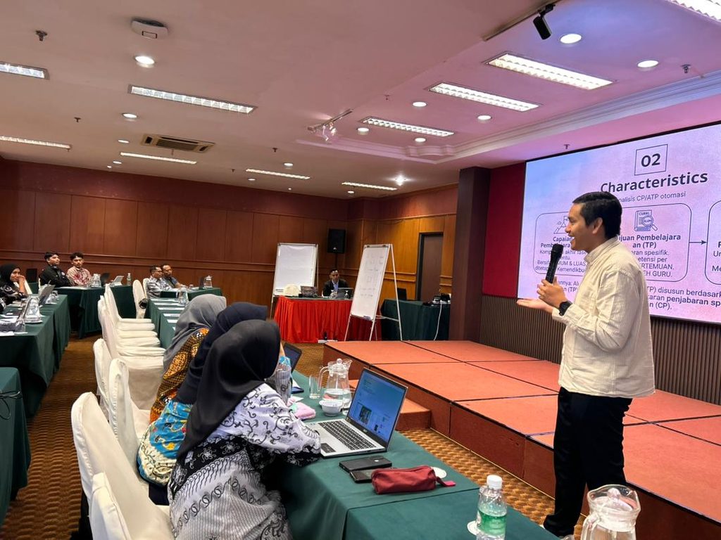 Kursus AI untuk Guru