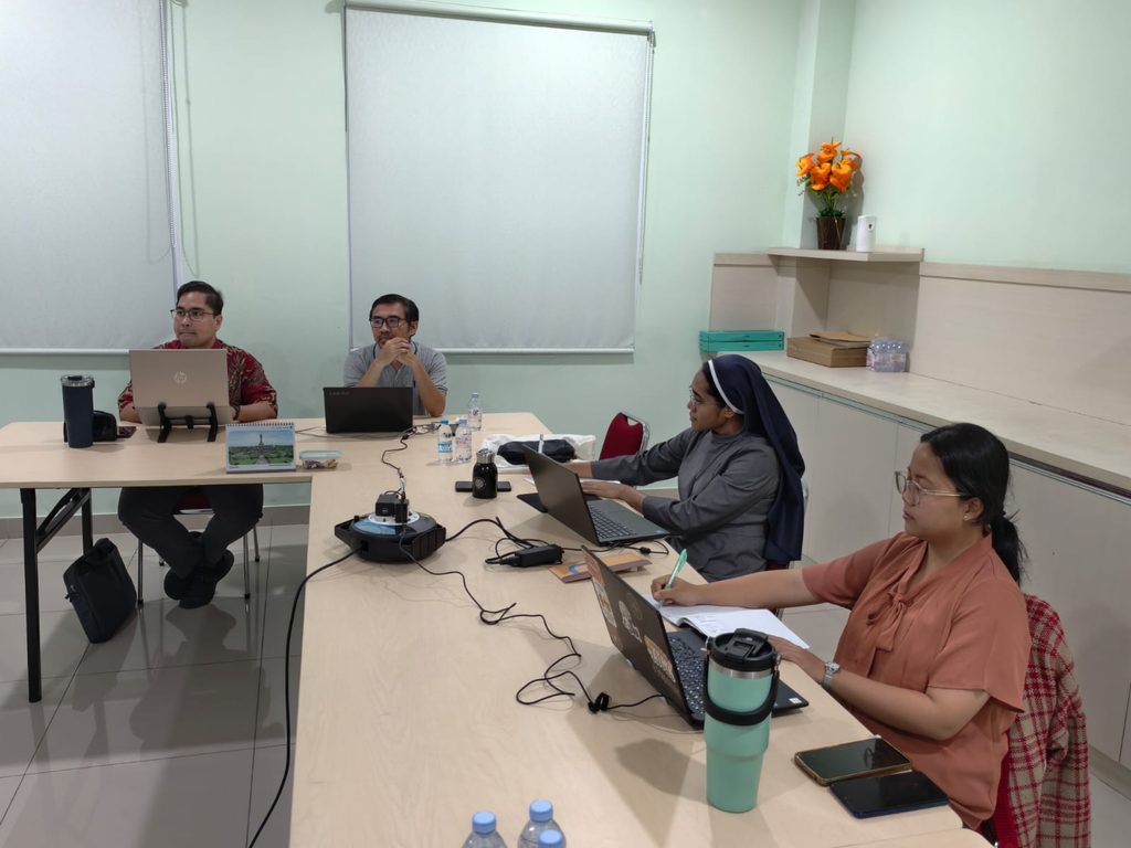 Kursus Web Administration untuk Sekolah